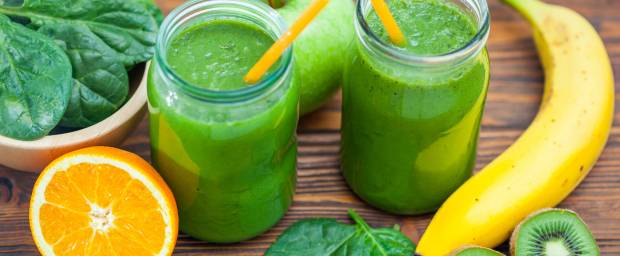 Wie man den grünen Smoothie macht, um Gewicht zu verlieren